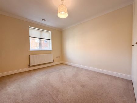 Brookbank Close, Cheltenham GL50 3NS - Photo 3
