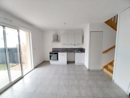 Location Appartement 2 pièces 44m² ST PRYVE ST MESMIN 45750 - Photo 5