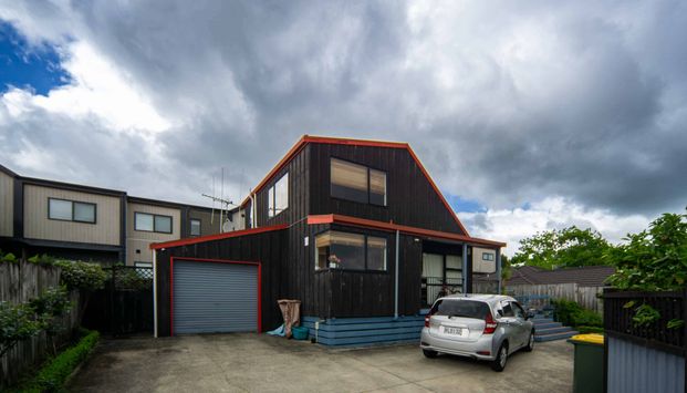 Three Bedroom Oasis - Photo 1