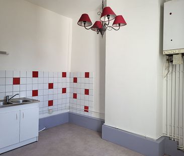 Location Appartement 4 pièces 89m² BESANCON 25000 - Photo 4