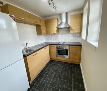 2 bedroom apartment to rent - Photo 4