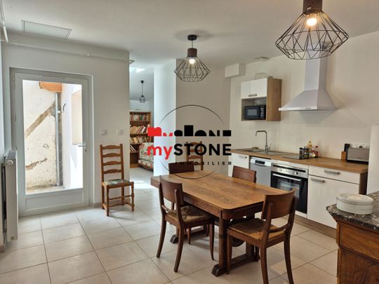 CHATILLON SUR CHALARONNE – Appartement Meublé avec jardin 3 pièces- 2 chambre – 82 m² habitables - Photo 1