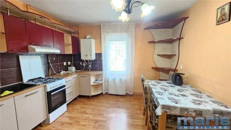 Inchiriere apartament 4 camere Tudor Str. Muncii etaj 2 - Fotografie 5