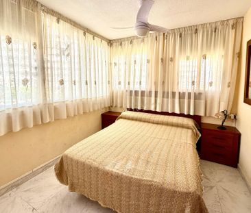 Apartamento de alquiler en Av Rosa de Los Vientos 6 Calp (alicante)... - Photo 6