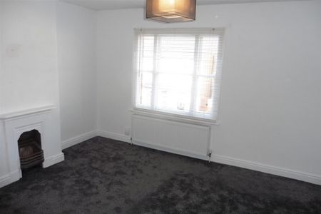 2 Bedroom House to Rent in Milton Street, Higham Ferrers, Northants, NN10 - Photo 4