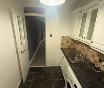 1 Bed Flat, Copwood Close, N12 - Photo 5