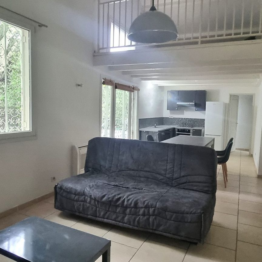 Location Appartement 2 pièces 59m² ARLES 13200 - Photo 1