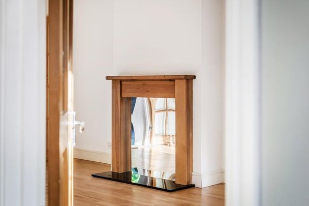 4 bedroom terraced house to rent - Photo 1