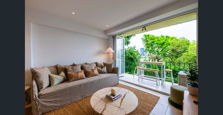 Stunning River Views In The Heart Of New Farm - Photo 2