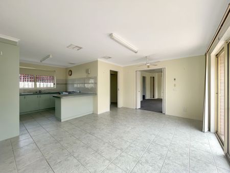 43 Jenkins Drive, Sebastopol - Photo 5