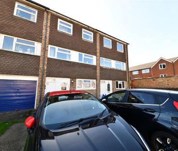 1 bedroom in a house share to rent - Photo 6