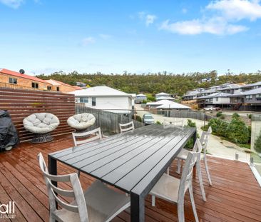 Modern, Low Maintenance and Convenient - Photo 4