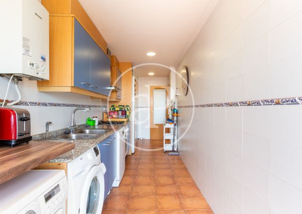 Penthouse for rent with Terrace in Paterna