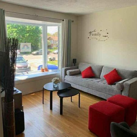 Libre imm Grand 5½ Rénové RDC 3plex @5mn Dix30 - Photo 4