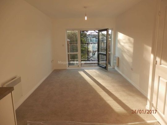 Price £895 pcm - Available 06/02/2026 - Unfurnished - Photo 1