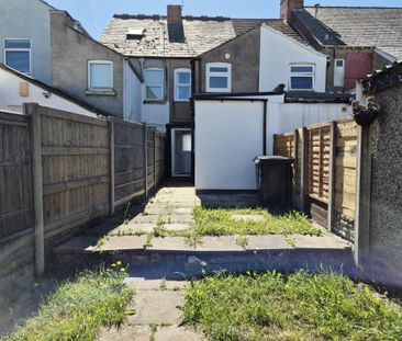 High Street, Saltney - Photo 5