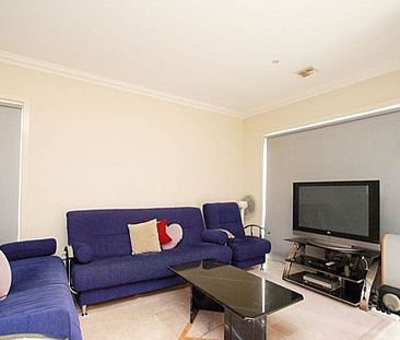 4 Portland Place, Roxburgh Park, VIC 3064 - Photo 4