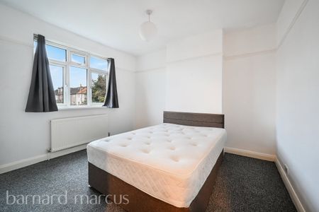 Streatham Vale - Photo 3