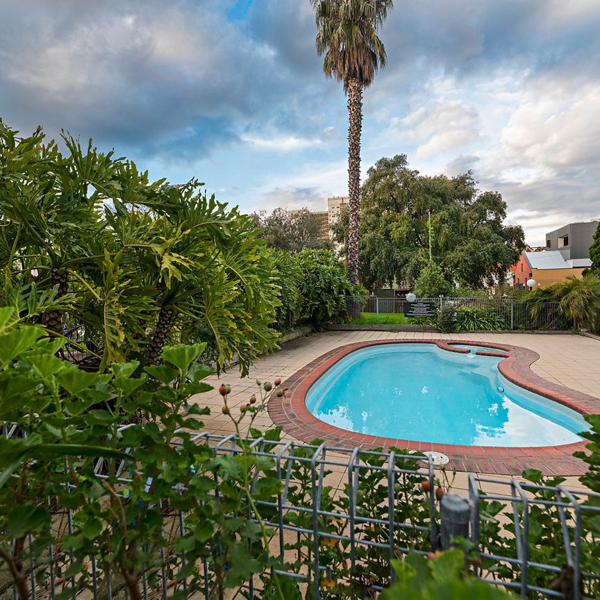 7/10 Royal Lane, Fitzroy VIC 3065 - Photo 1