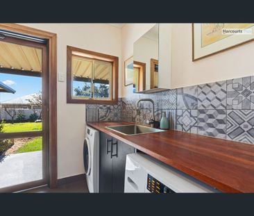 71 Davis Avenue, Christies Beach, SA 5165 - Photo 2