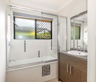 23 Chesterton Court, Kirwan QLD 4817 - House For Rent | Domain - Photo 2