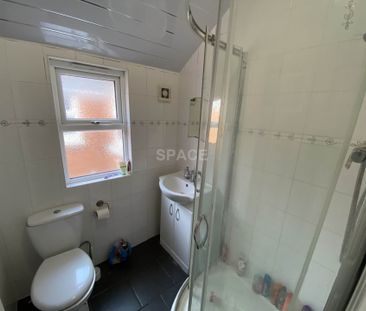 Price £3,900 pcm - Available 01/07/2026 - Furnished - Photo 4