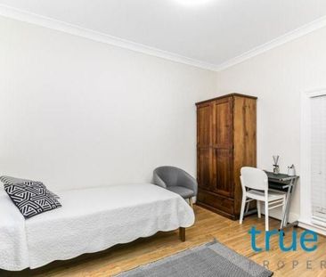FULLY FURNISHED STUDIO APARTMENT - Photo 1