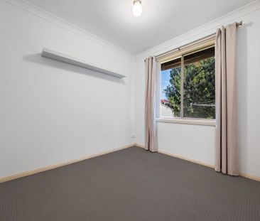 Spacious Family Home in a Prime Location - Photo 1
