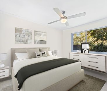 Large 6mx6m shed/workshop and Solar panels - Photo 3