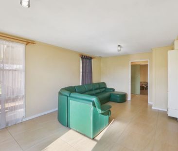 17 Taylor Crescent Traralgon VIC - Photo 1