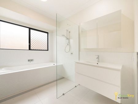 Impressive Large Home in Popular Estate!! - Photo 5