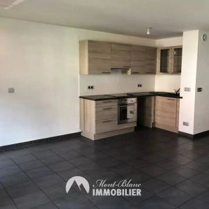 Appartement / Sallanches / 1 540 € - Photo 2
