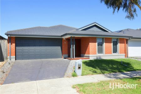 5 Solo Street, Point Cook VIC, Belconnen - Photo 4