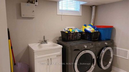 For Lease - 854 Moretta Avenue, Pickering, Ontario - Photo 5