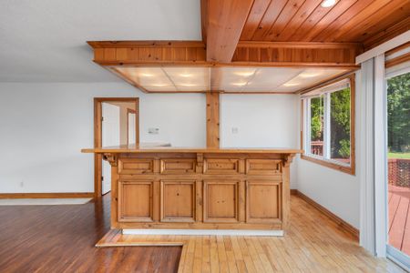 For Lease - 28 Lawrence Street, Kawartha Lakes, Ontario - Photo 2