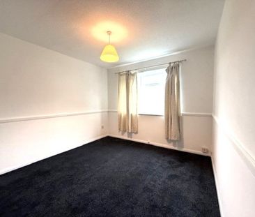 1 bedroom Flat - Woburn Close, Stevenage - Photo 5