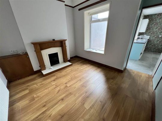 93 South Street, Newtowards, Newtownards, BT23 4JU - Photo 1