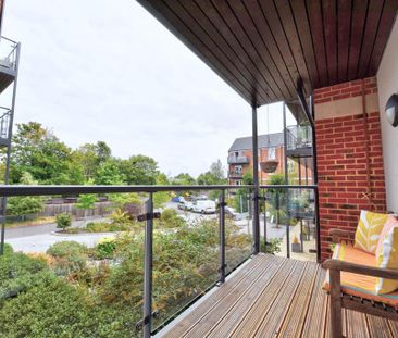 1 bedroom retirement property to rent - Photo 6