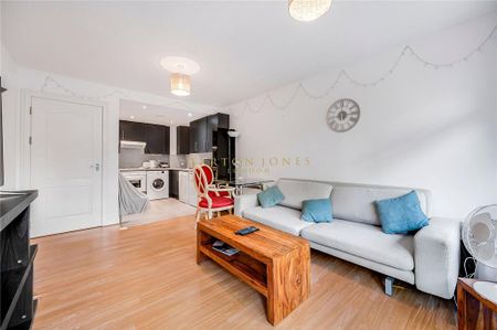 1 bedroom apartment to rent - Photo 2