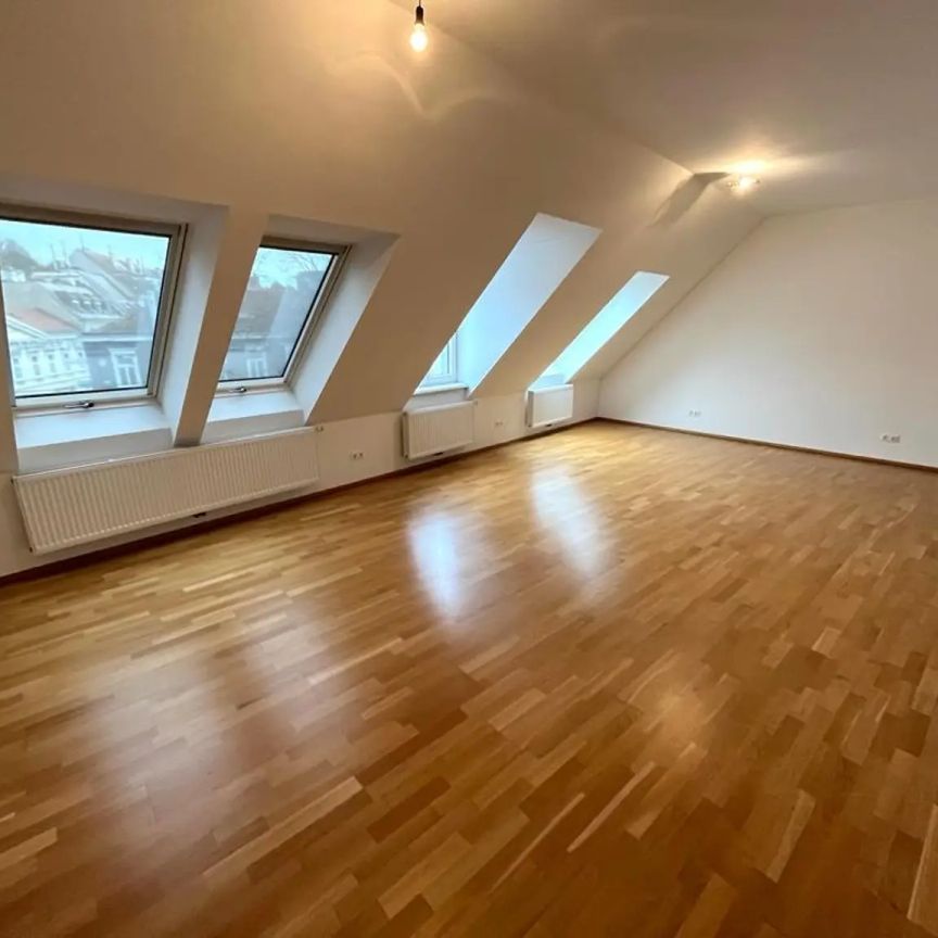 Charmante 3-Zimmer-Wohnung! 34m² Dachterrasse! - Foto 1