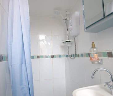 Buchanan Street, Leith, Edinburgh, EH6 - Photo 2