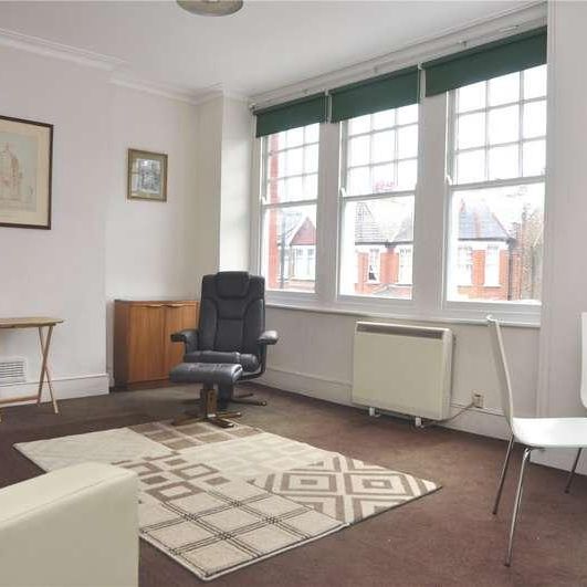 Devonshire Road, London, N13 - Photo 1