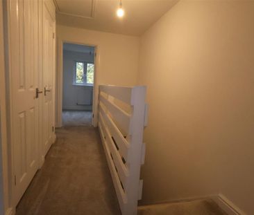 3 bedroom semi-detached house to rent - Photo 4