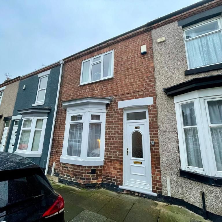 2 bedroom terraced house to rent - Photo 1