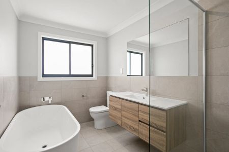 Contemporary Duplex Living in Peaceful Figtree Setting - Photo 3