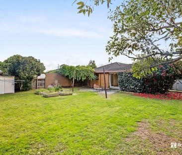 Spacious Three-Bedroom Home in Convenient Burwood East Location-6 M... - Photo 3