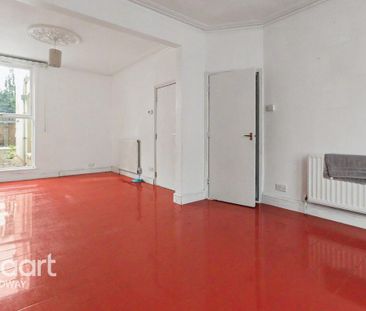 6 bedroom terraced house to rent - Photo 1