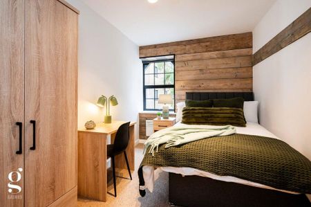 1 bedroom in a flat share to rent - Photo 5