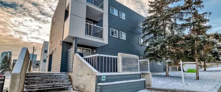 2 Bedroom Condo - Minutes from the heart of Downtown | 103 - 431 1 Ave NE, Calgary - Photo 1