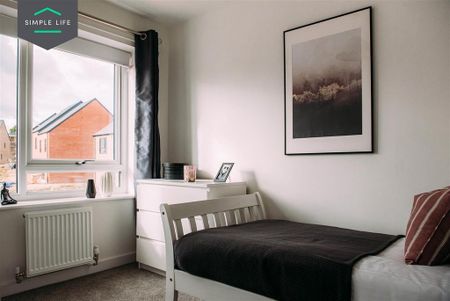 3 bedroom semi-detached house to rent - Photo 2